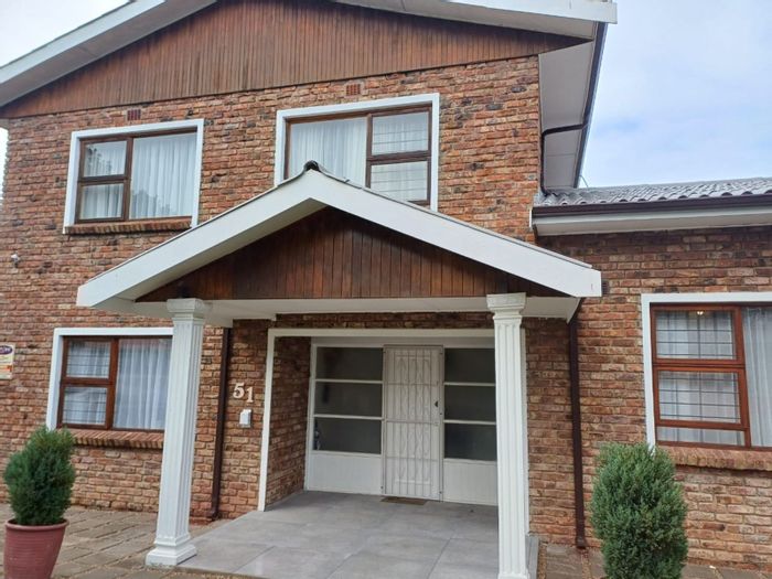 Bayview House For Sale: 5 bedrooms, beach access, guest unit, and garden.