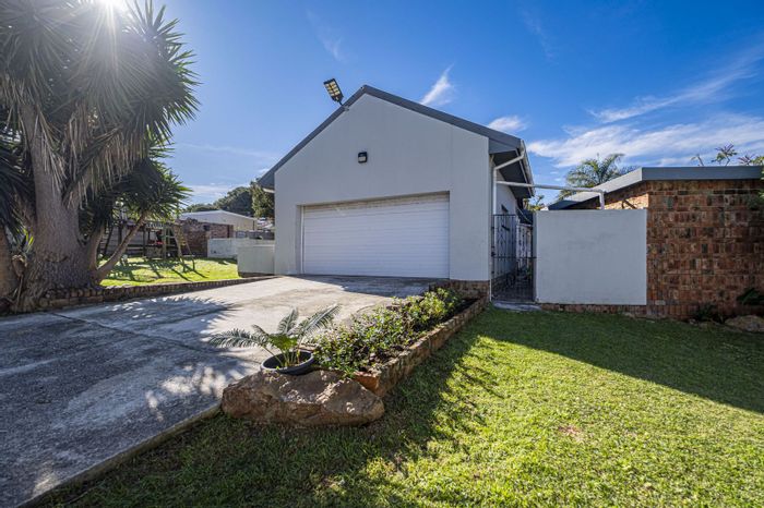 For Sale: House in Sunridge Park with pool, braai area, and double garage.