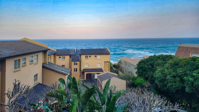 Shakas Rock Apartment For Sale: Beach access, sea views, pet-friendly, lock-up garage.