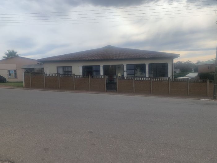 3-Bedroom House with Business Rights in Albertinia Central - For Sale