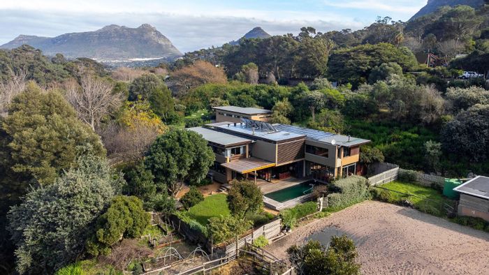 For Sale: Longkloof House with equestrian facilities, guest apartment, and pool.