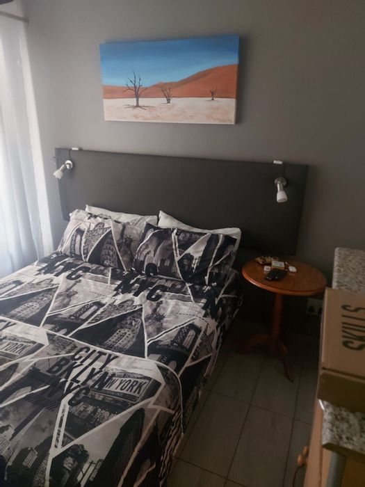 House To Rent in Fauna Park: Furnished, secure, with WiFi and parking included.