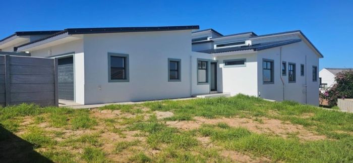 For Sale: House in Dana Bay with sea views, braai room, and spacious layout.