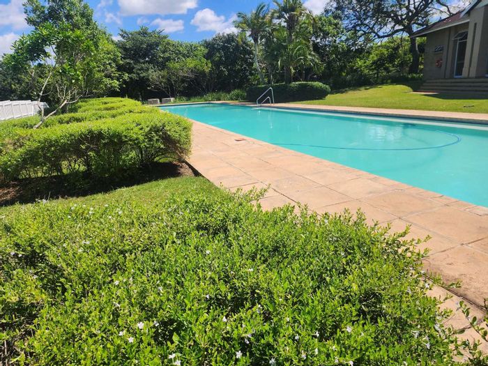 3 Bedroom Apartment For Sale in Sheffield Manor with pool, clubhouse, and fishing dam.