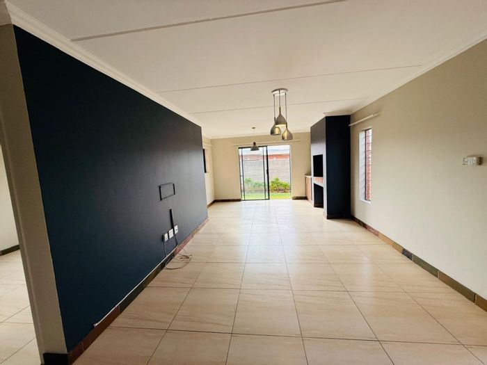 For Sale: Apartment in Philip Nel Park with 24-hour security, playground, and braai area.