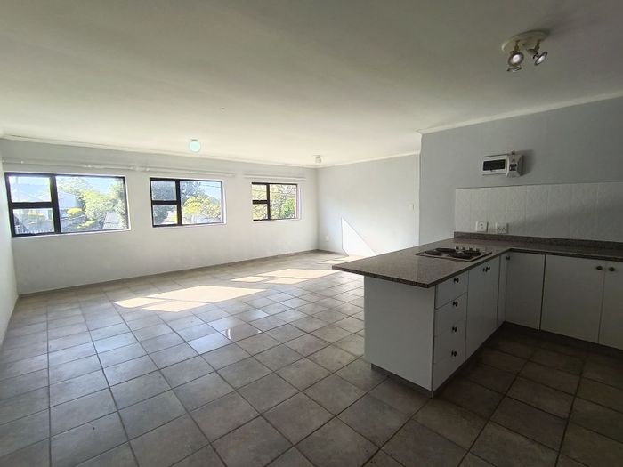 Northdene Apartment To Rent: 2 Bedrooms, open-plan living, secure parking, elevated views.