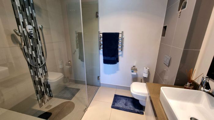 House To Rent in Hartenbos Landgoed: 3 bedrooms, solar system, communal pool.