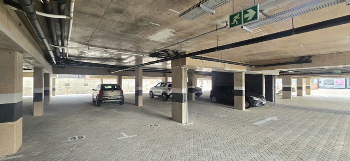 For Sale: Apartment in Mossel Bay Central with rooftop pool and secure parking.