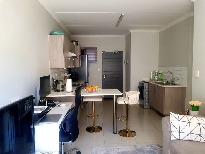 2 Bedroom Apartment For Sale in Halfway Gardens with clubhouse and 24-hour security.