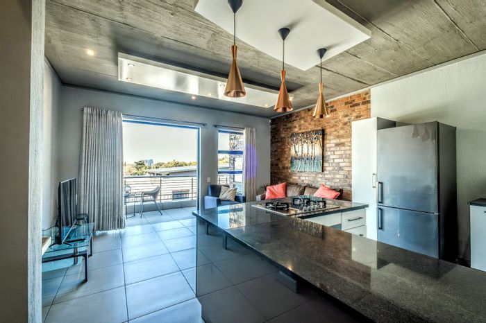 Waterkloof Apartment For Sale: 2 Beds, Balcony Braai, Lock-up Garage, Pet-friendly.