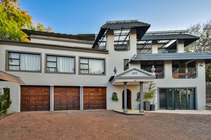 For Sale: Spacious 4-bedroom house in Murrayfield with pool, flatlet, and gardens.