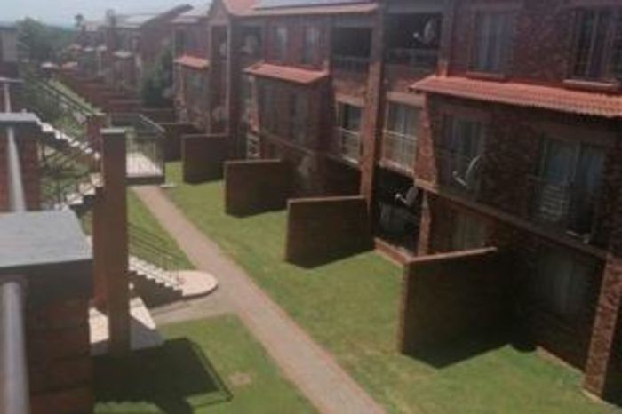 2-Bedroom Apartment For Sale in Karenpark with balcony and top-tier security.