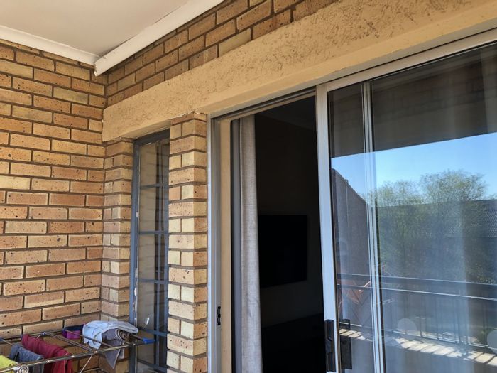For Sale: 2-Bedroom Apartment in Karenpark with Pool, Tennis Court, and Secure Parking.