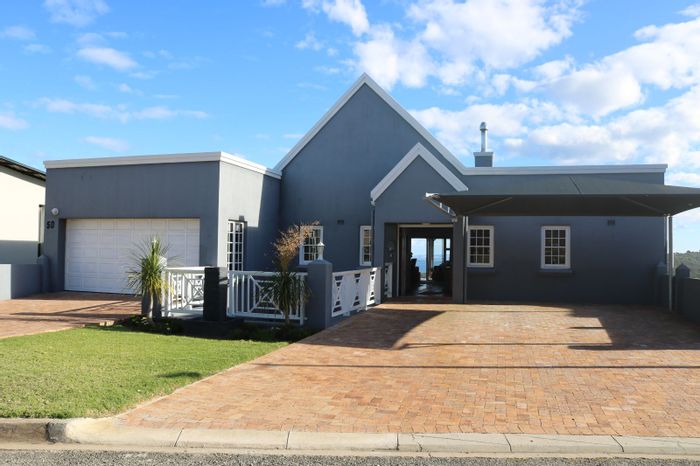 Herolds Bay House For Sale: 5 bedrooms, pool, ocean views, solar power.