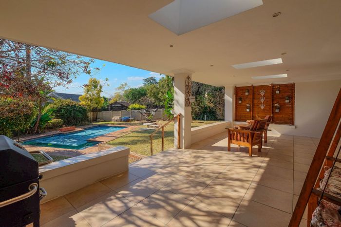 Wendywood House For Sale: 4 beds, pool, large garden, double garage, staff quarters.