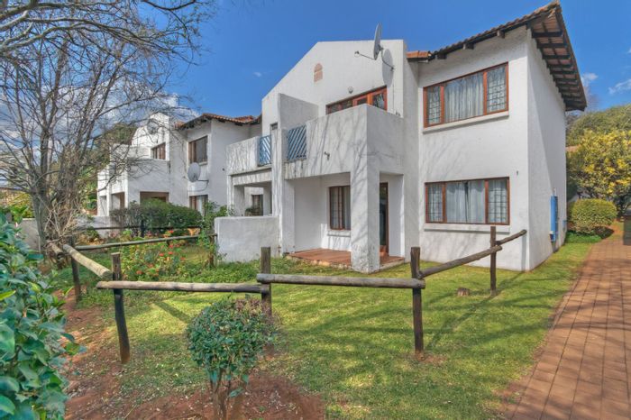 Garden apartment in Observatory for sale with private garden and communal pool.