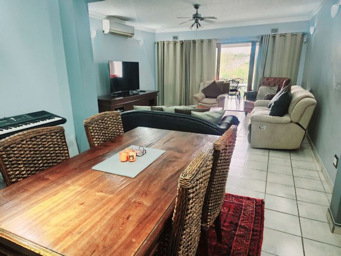 Ballitoville Apartment For Sale: 3 Bedrooms, sea view patio, secure complex amenities.