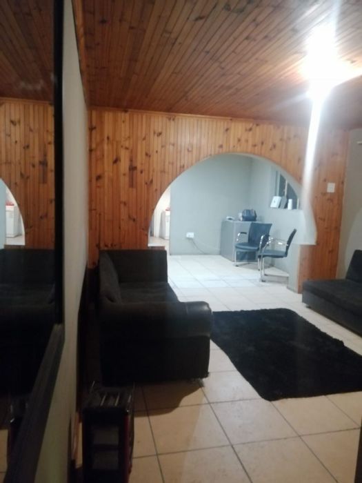3-Bedroom House For Sale in Bloemendal with garage, parking, and convenient access.