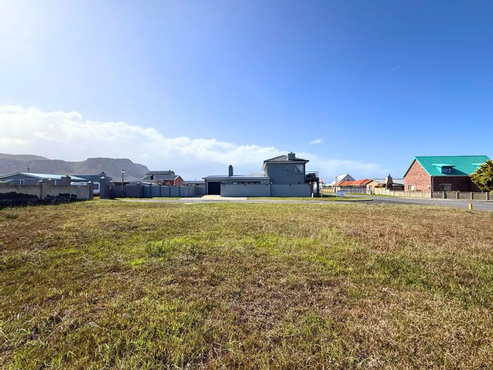 Vacant Land Residential for Sale in Franskraal: 712m², corner erf, beach proximity.