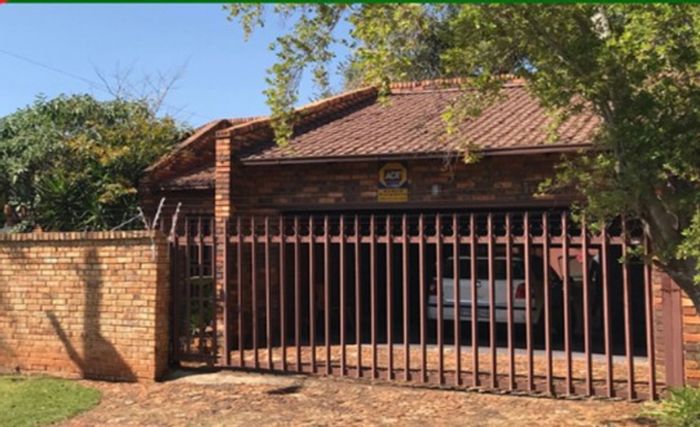 For Sale: Little Falls House with 3 bedrooms, pool, bar, and garage.
