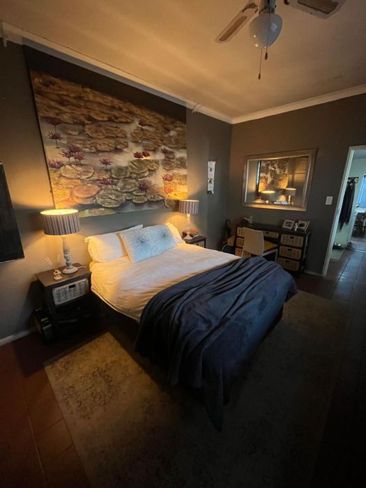 For Sale: Capital Park House with 4 bedrooms, pool, flatlet, and ample parking.