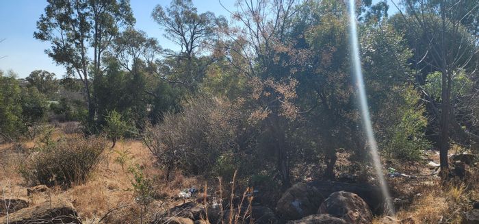 Vacant Land Residential For Sale in Vaal Marina Central - 1117 sqm, waterfront access.