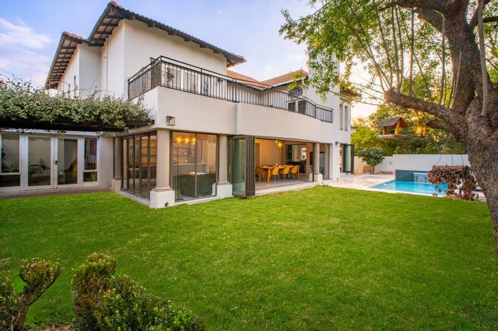Cedar Lakes House For Sale: 5 beds, pool, wine cellar, staff room, 3 garages.