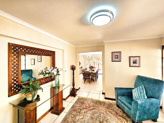 For Sale: Spacious 5-Bedroom House in Denver Park with Pool and Office.