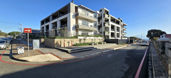 For Sale: Apartment in Mossel Bay Central with rooftop pool, balcony, and parking.