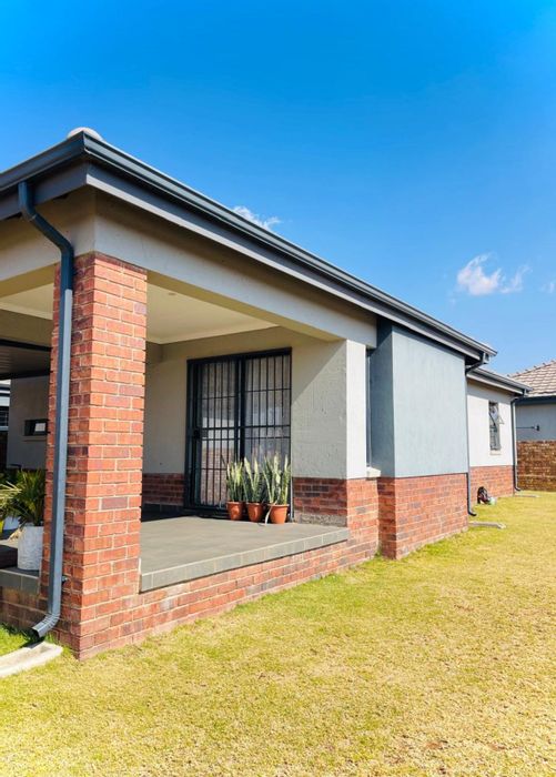 For Sale: House in Cosmo City with 3 beds, garden, and estate amenities.