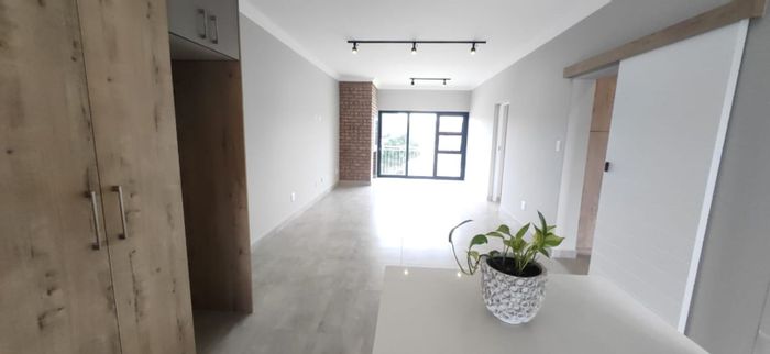 For Sale: Apartment in Hartenbos Central with 2 en-suites, braai area, pet-friendly.