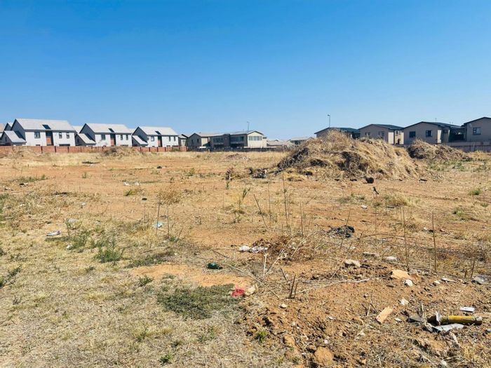 For Sale: Vacant Land Residential in Bendor, zoned for 36 units, prime location.