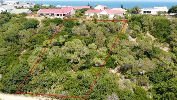 Vacant Land Residential For Sale in Wilderness Central - 1,595 m2 with scenic views.