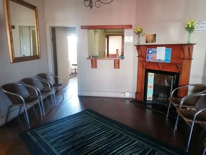 House for Sale in Modimolle Central: Prime location, ample parking, development potential.