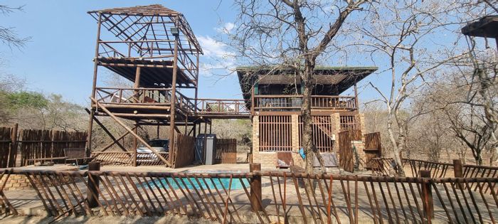 Marloth Park Central House For Sale: 3 beds, pool, tourism rights, wildlife access.