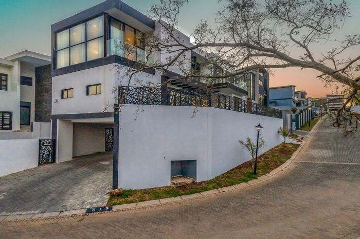 For Sale: Spacious 5-Bedroom House in Homes Haven with Pool and Smart Features.