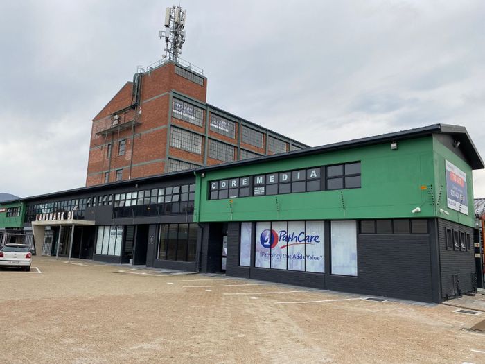 Diep River Industrial Space To Rent: 1189m², parking, good power, elevator access.