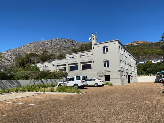 Commercial Office Space To Rent at Silvertree Estate with 24hr security and parking.