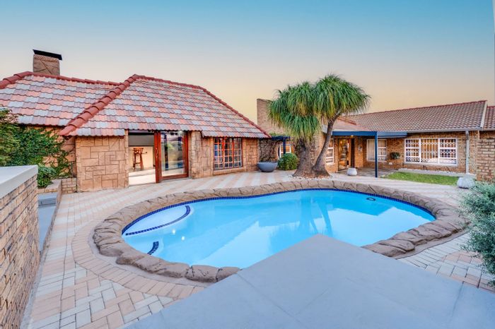 For Sale: Townhouse in Krugersdorp North with pool, entertainment area, and garages.