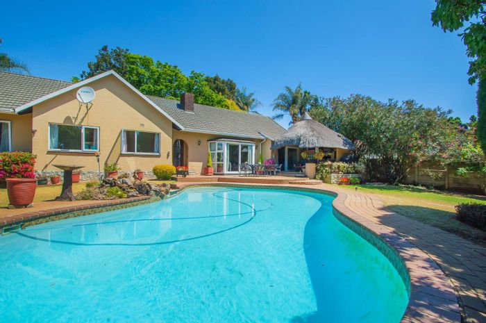 For Sale: House in Randpark Ridge with pool, lapa, garden, and study.
