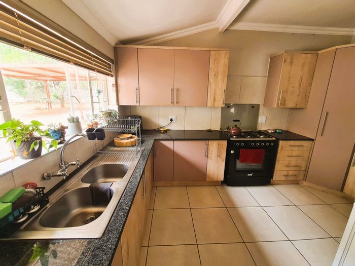 Eldoraigne House To Rent: 3 Bedrooms, large garden, double garage, and scullery.