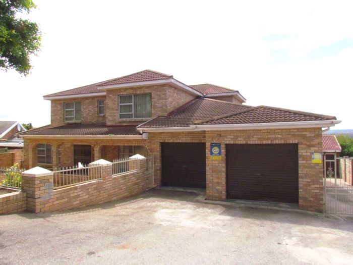 Aspen Heights House For Sale: Main home, two flatlets, spacious yard, income potential.