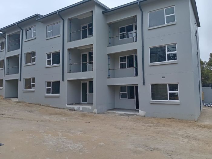 For Sale: 2-Bedroom Apartment in Ferndale with amenities and secure access.