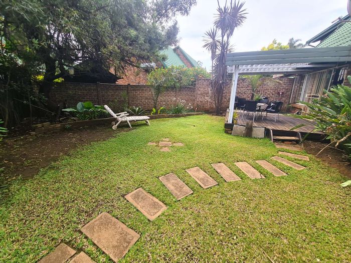 Celtisdal Townhouse For Sale: 3 bedrooms, private garden, close to amenities.