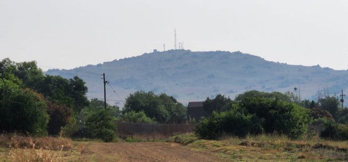 Vacant Land for Sale in Vaal Marina Central – 1100sqm, ideal for business or home.