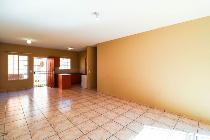 Celtisdal Apartment For Sale: 2 Bedrooms, 2 Bathrooms, Garage, Investment Opportunity.