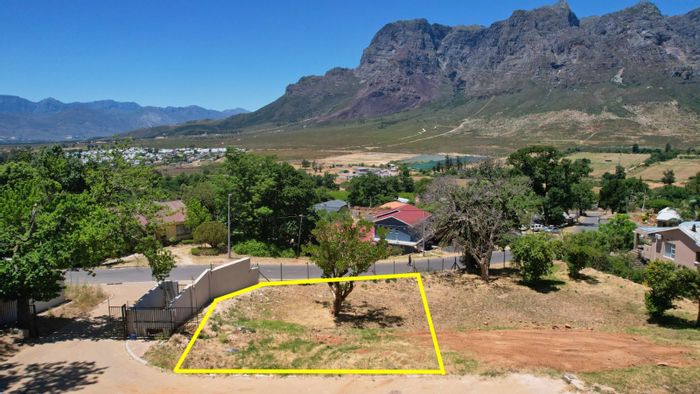 Vacant Land Residential for Sale in Johannesdal, 491m2 in secure Oakview Estate.