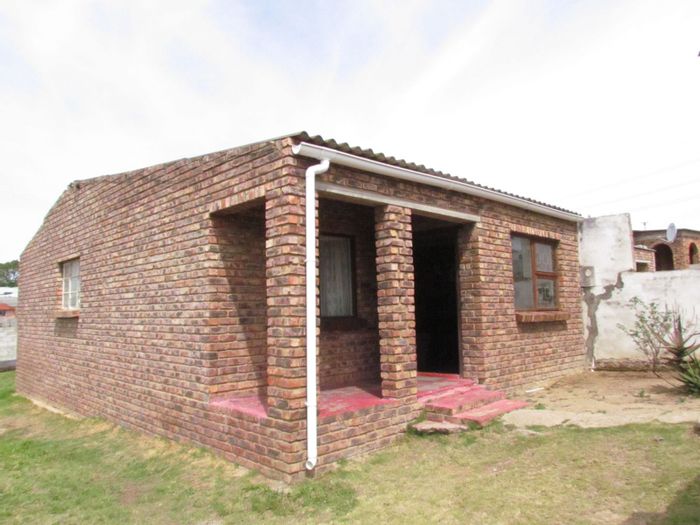 Salt Lake House For Sale: Two bedrooms, prime location, customizable living space.