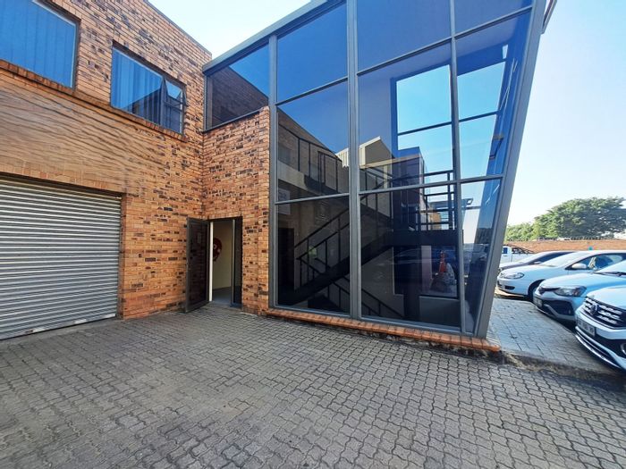 Office To Rent in Nelspruit Central, featuring reception, kitchenette, and private restroom.