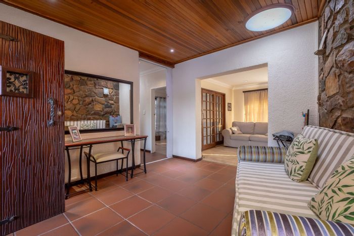 For Sale: Spacious 5-Bedroom House in Noordheuwel with Pool and Garden.